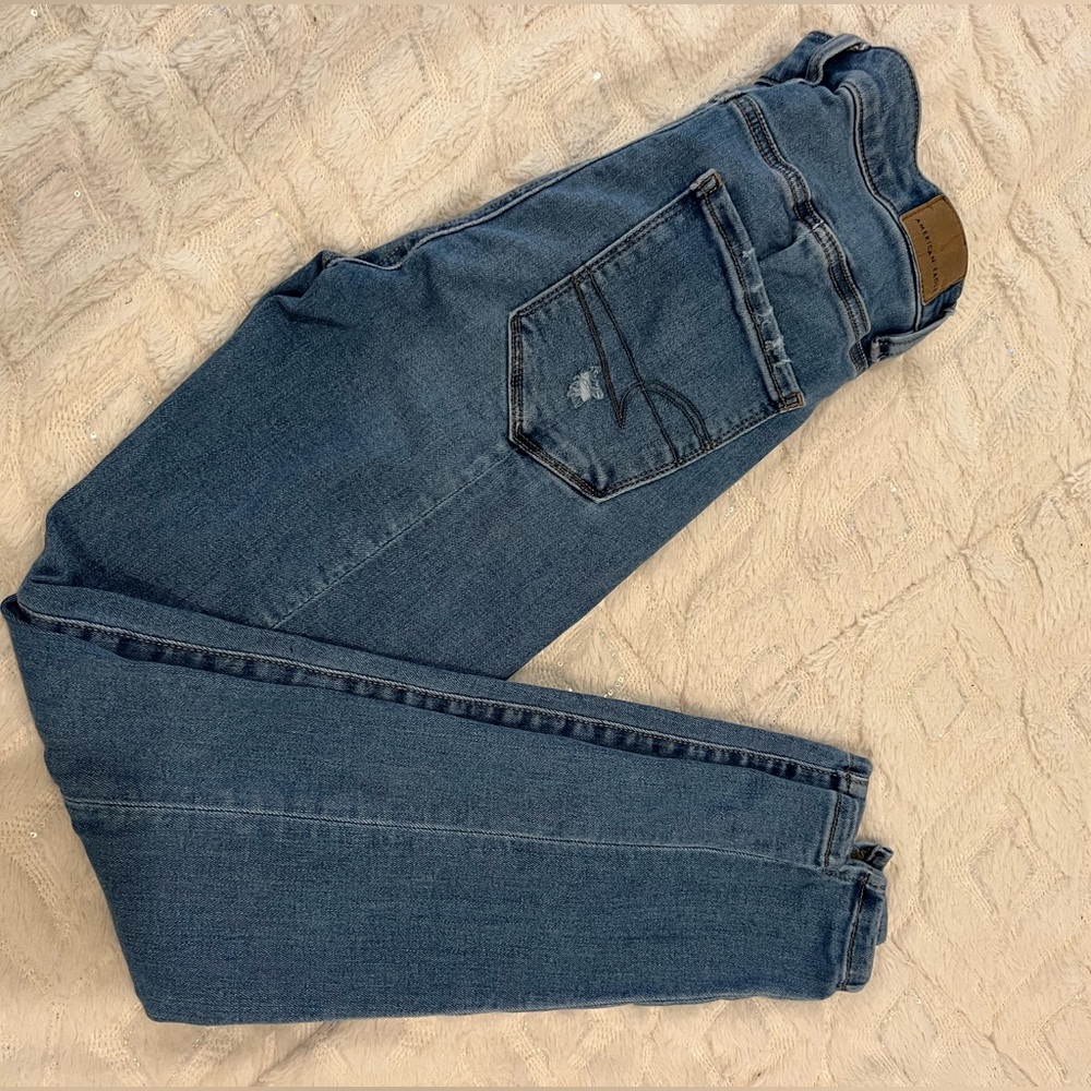 Women’s American Eagle Jeans